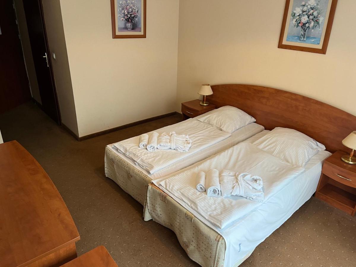 Dom Zdrojowy Diament Spa Grzybowo  Esterno foto